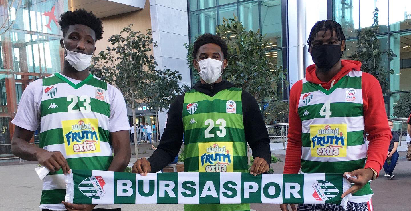 Bursaspor'un yabancı oyuncuları geldi | Bursasporluyuz.org